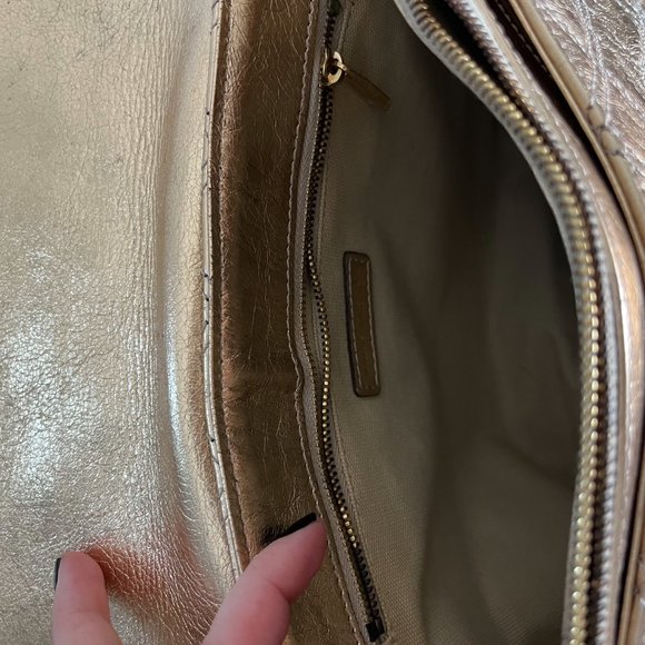 Marc Jacobs Gold Quilted Leather Large Bow Chain Shoulder Bag - Picture 11 of 12